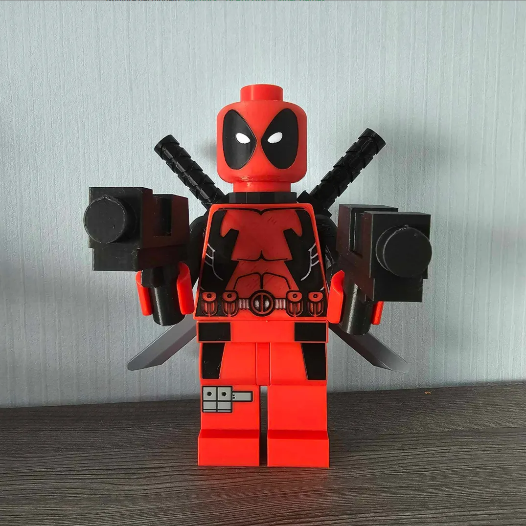 Big brick Dead pool com with stand