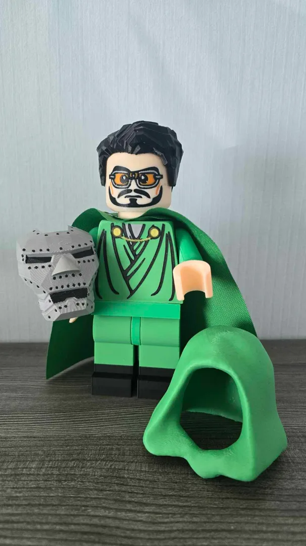 Big Brick ´´Dr Doom´´ Robert Downey Jr's